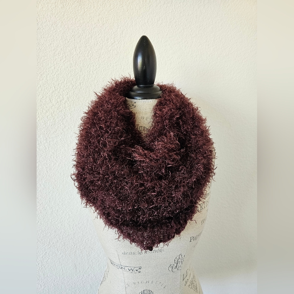 Vintage-Inspired Fuzzy Burgundy Shaggy Scarf Deep Wine Texture Wrap​